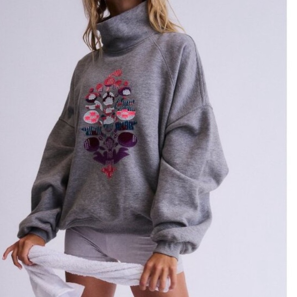 Free People On Your Mark Sweatshirt - Picture 2 of 8